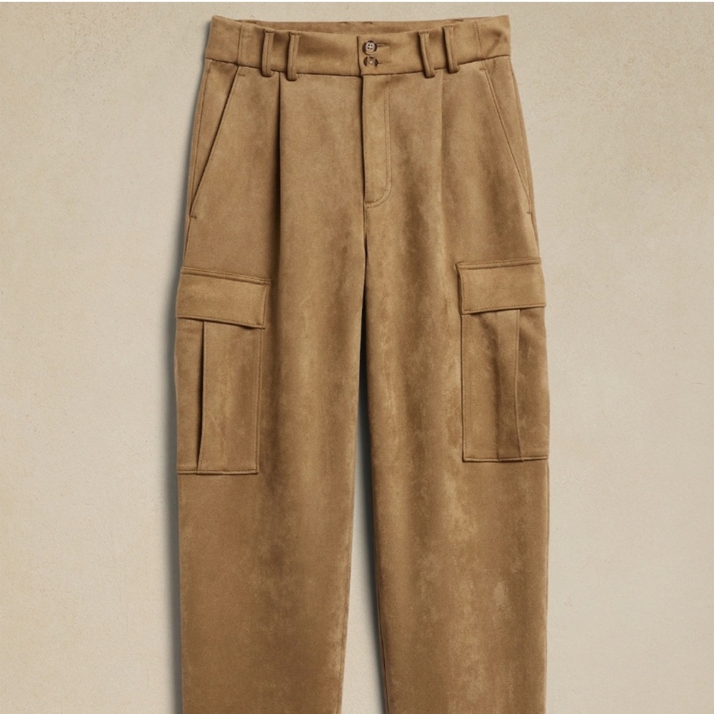 Banana Republic Vegan Suede Cargo Pants - Size 16